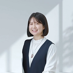 中務 庸子