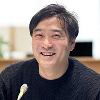 小代 薫